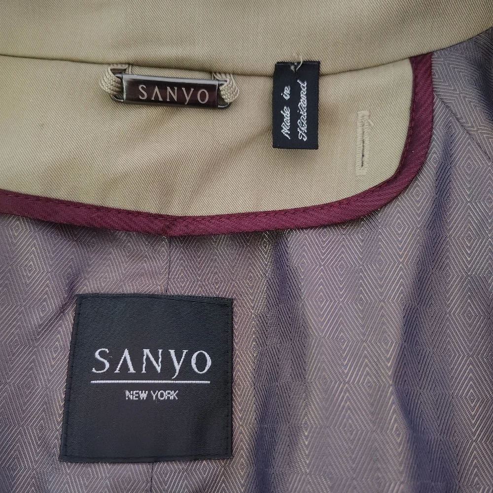 Sanyo New York Trench Coat - Picture 3 of 9